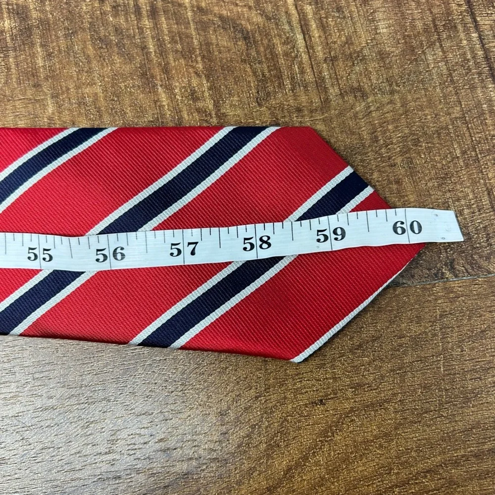 Allen Edmonds Collection Red &‎ Navy Striped 100% Silk Necktie USA